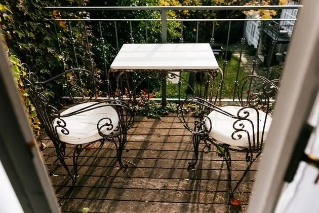 Süit, Bahçe Manzaralı