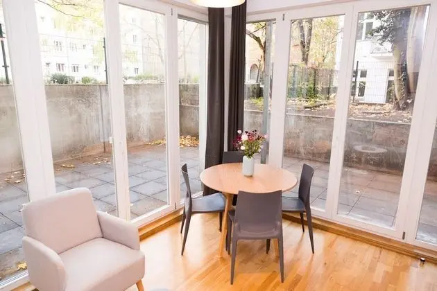 Apart Daire, 1 Yatak Odası (with private Garden)