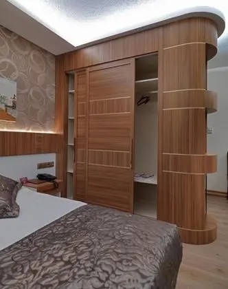 Standart Oda, Şehir Manzaralı