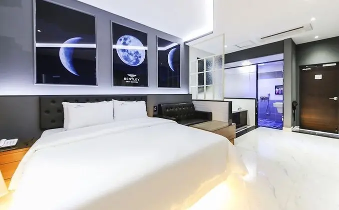 Premium Oda (3rd floor)