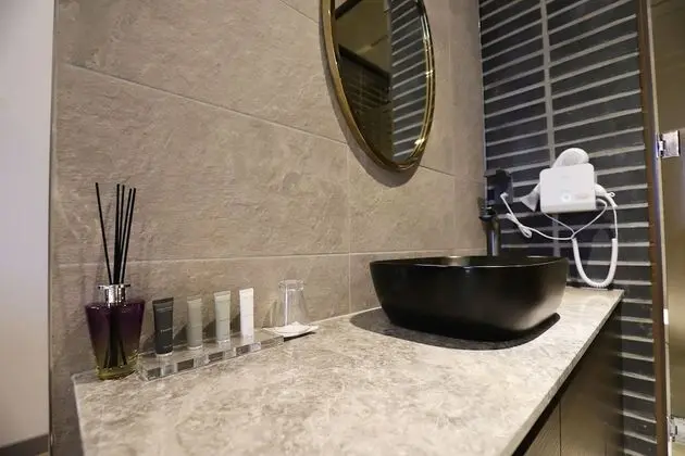 Deluxe Tek Büyük Yataklı Oda, 1 Büyük (Queen) Boy Yatak (Royal)