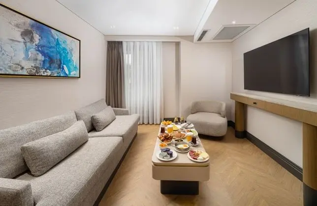 Balkonlu, Sehir Manzarali Luxury Suite