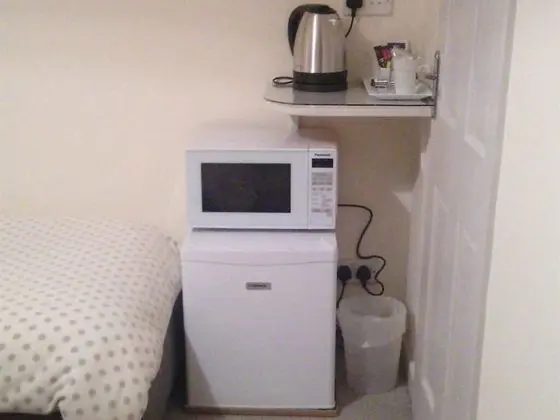 Superior İki Ayrı Yataklı Oda (Ensuite with Shower, Garden View)