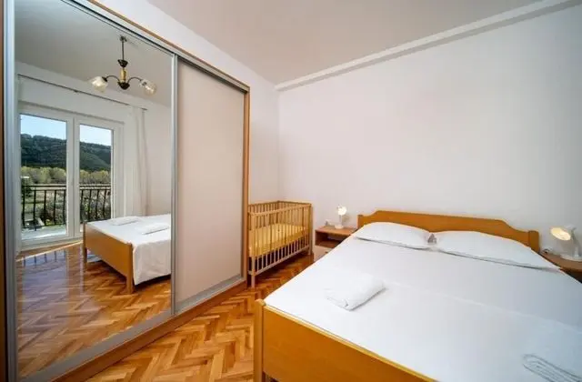 Apart Daire (BePa - 200 m from sandy beach - A1(5))