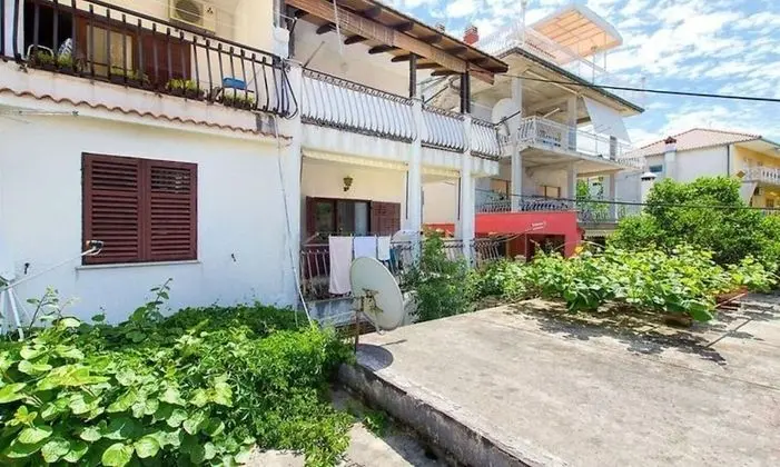 Apart Daire (Bepoto - family apartment with terrac)