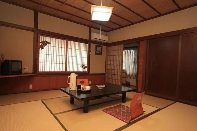 Traditional Oda (JP Style for 4 Guests, Private Toilet)