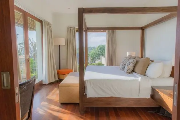 5 Bedroom Pool Villa
