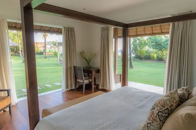 5 Bedroom Pool Villa