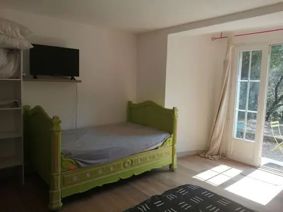 Tek Büyük Yataklı Oda
