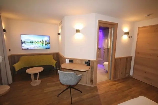 Tek Büyük Yataklı Oda (Alpin)