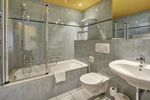 Economy Tek Büyük veya İki Ayrı Yataklı Oda