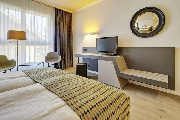 Superior Tek Büyük veya İki Ayrı Yataklı Oda