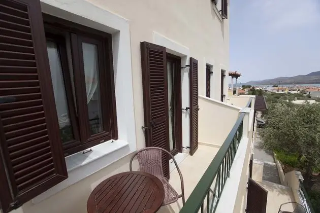 Tek Büyük Yataklı Oda, Balkon