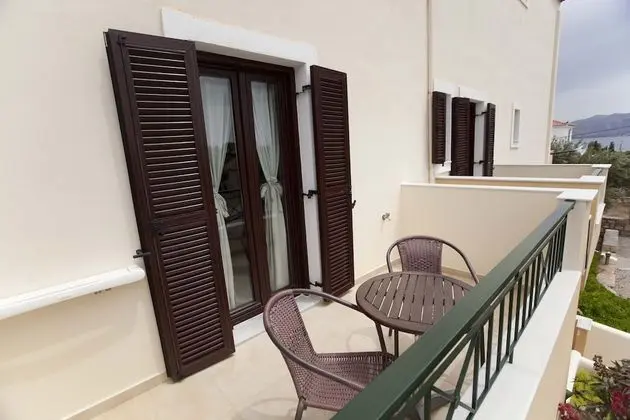 Tek Büyük Yataklı Oda, Balkon