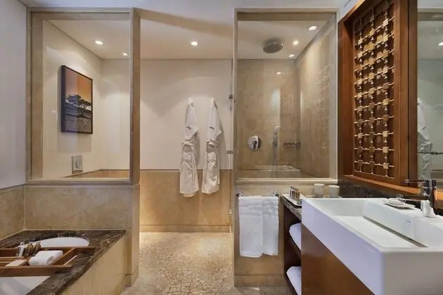 Beresheet Room with Balcony