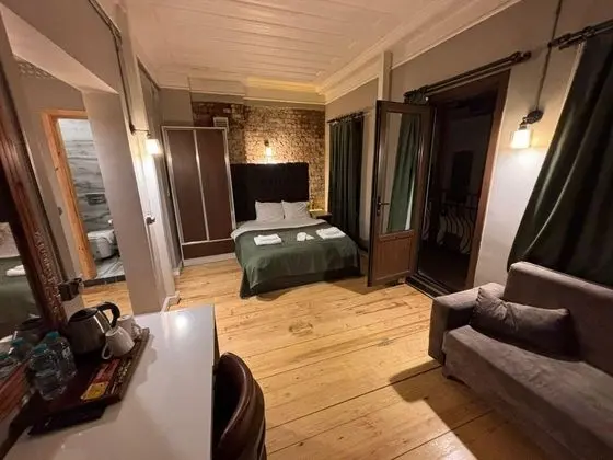 Deluxe Oda, Sokak Manzaralı