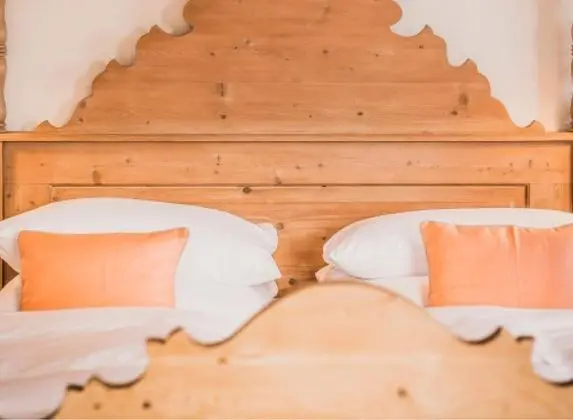 Tek Büyük Yataklı Oda, Ortak Banyo, Dağ Manzaralı