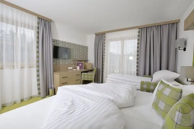 Tek Büyük Yataklı Oda, Balkon