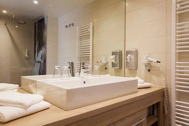 Tek Büyük Yataklı Oda, Balkon (Turmzimmer)