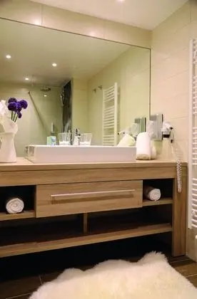 Tek Büyük Yataklı Oda, Balkon (Turmzimmer)