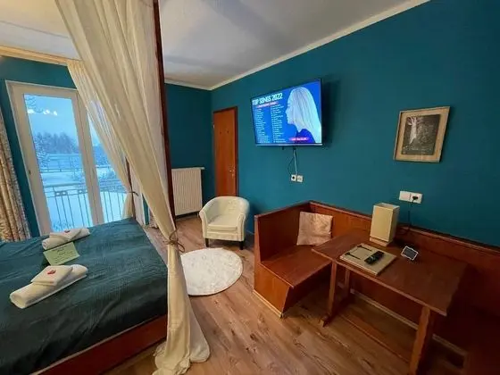 Comfort Tek Büyük Yataklı Oda