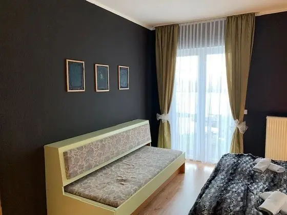 Comfort Tek Büyük Yataklı Oda