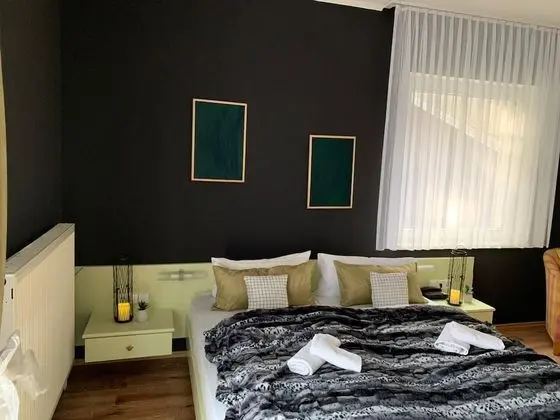 Comfort Tek Büyük Yataklı Oda