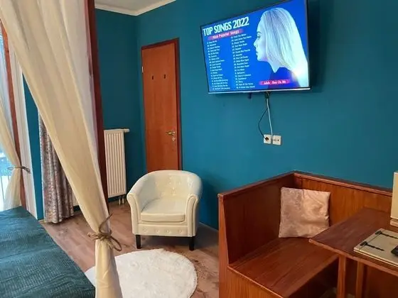 Comfort Tek Büyük Yataklı Oda