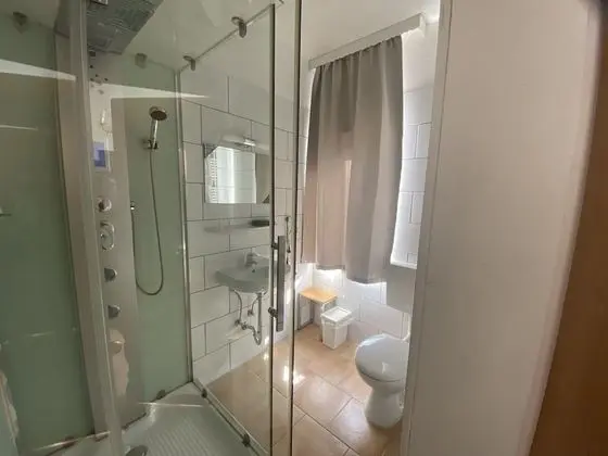 Classic Tek Büyük Yataklı Oda