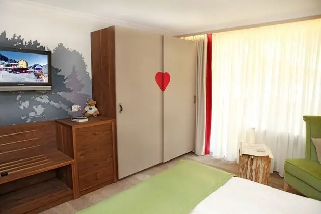 Comfort Tek Büyük Yataklı Oda