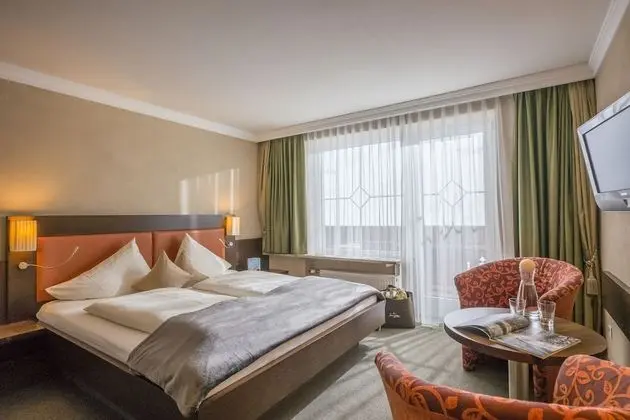 Comfort Tek Büyük Yataklı Oda