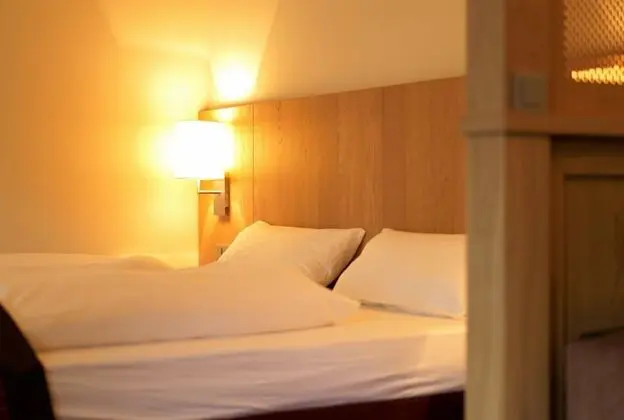 Comfort Büyük Yataklı Tek Kişilik Oda