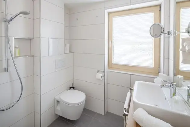 Superior Tek Büyük Yataklı Oda, Balkon, Dağ Manzaralı