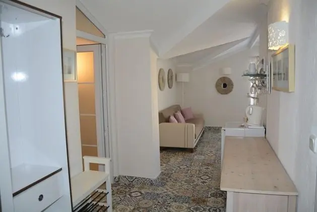 Aile Odası, Göl Manzaralı