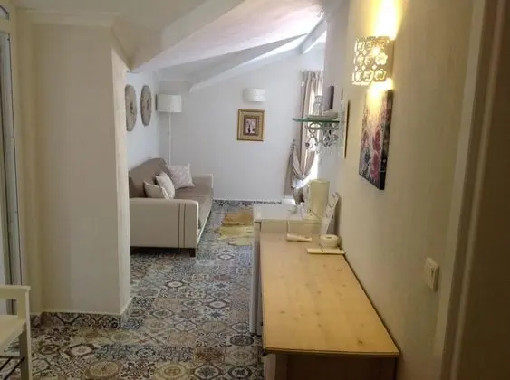 Aile Odası, Göl Manzaralı