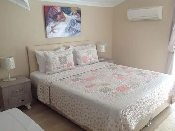Teraslı Standart Oda, Bahçe Manzaralı