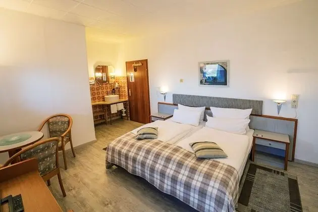 Comfort Tek Büyük Yataklı Oda