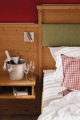 Comfort Tek Büyük Yataklı Oda