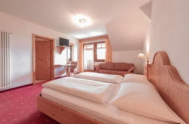 Comfort Tek Büyük Yataklı Oda