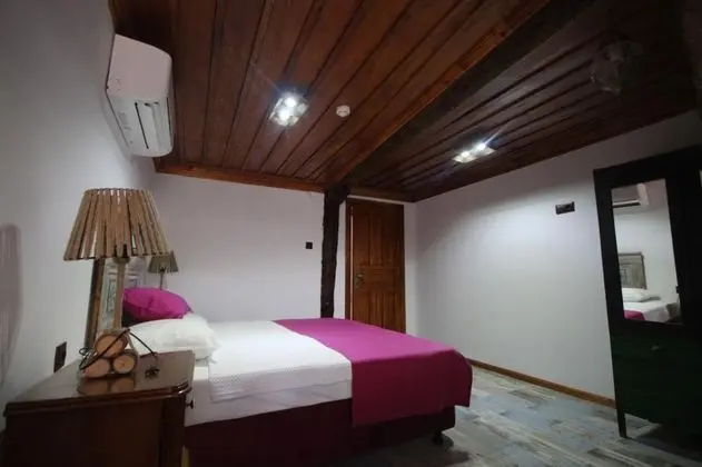Çift Kişilik, Manzarasız
