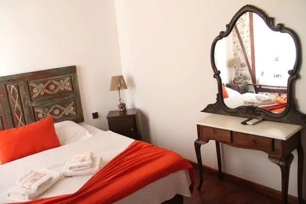 Deluxe Room 5