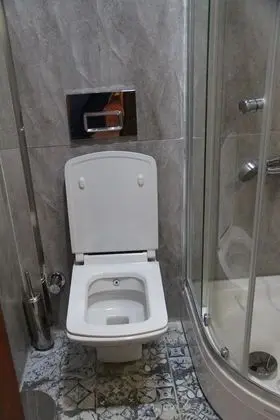 Deluxe Room 5