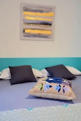 Tek Büyük veya İki Ayrı Yataklı Oda, Sigara İçilmez (Colleoni)