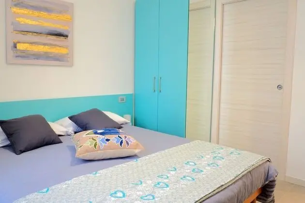 Tek Büyük veya İki Ayrı Yataklı Oda, Sigara İçilmez (Colleoni)