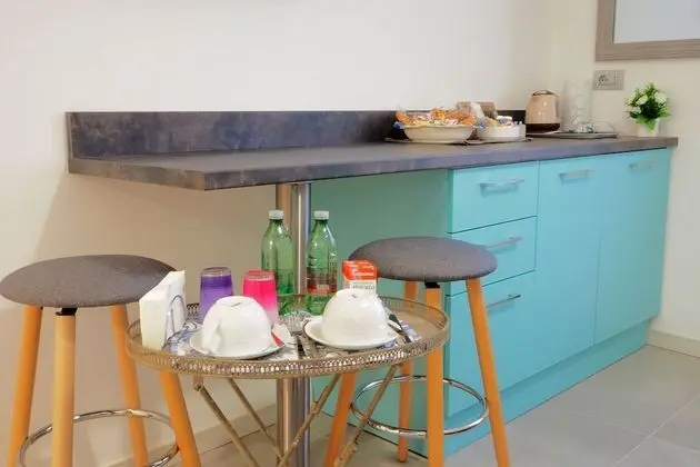 Tek Büyük veya İki Ayrı Yataklı Oda, Sigara İçilmez (Colleoni)