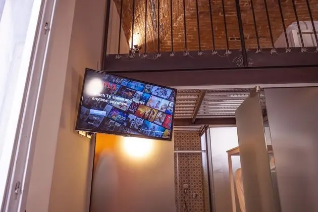 Deluxe Dört Kişilik Oda, Banyolu/Duşlu