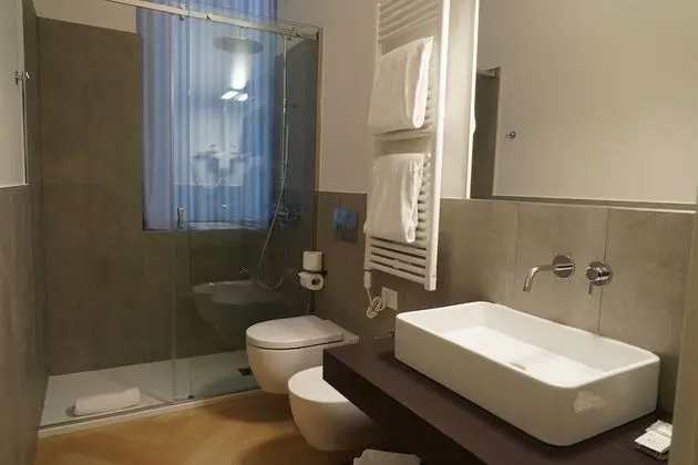 Classic Tek Büyük Yataklı Oda