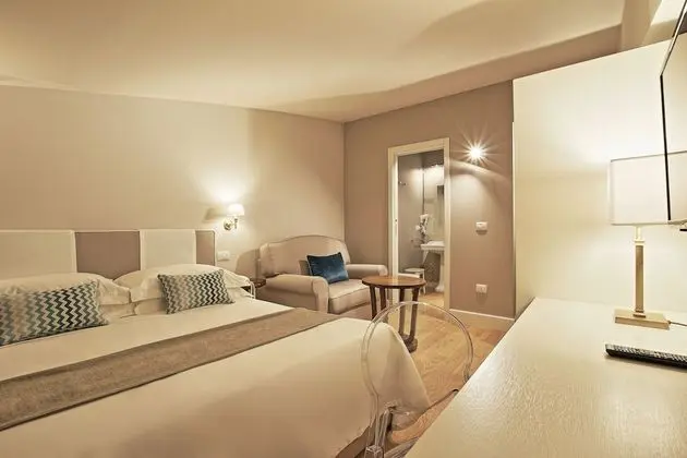 Classic Büyük Yataklı Tek Kişilik Oda