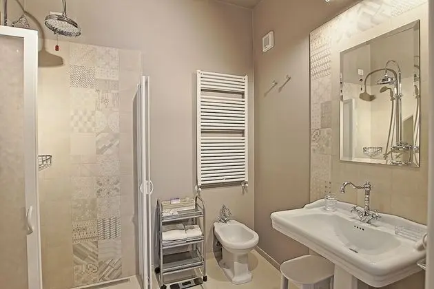 Classic Tek Büyük Yataklı Oda