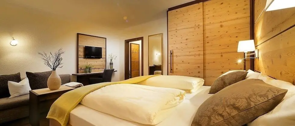 Premium Tek Büyük Yataklı Oda